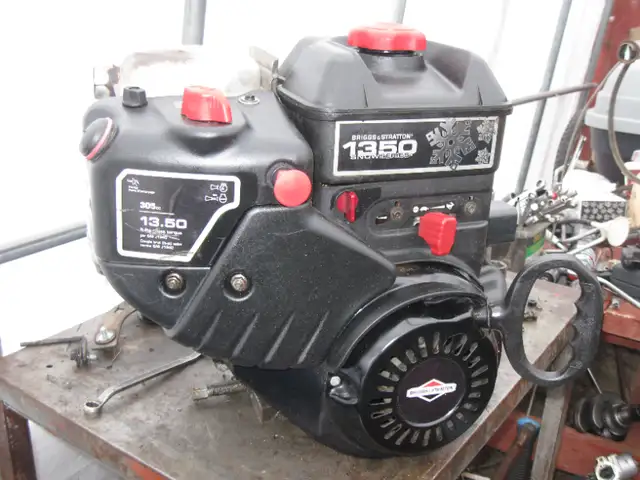 instalation gratuit MOTEUR DE SOUFFEUSE shaft 3/4 & 1 pouce 305c in Snowblowers in Laval / North Shore - Image 3