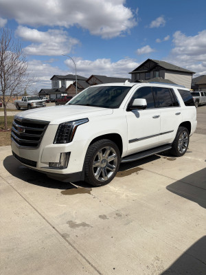 2017 Cadillac Escalade Premium luxury