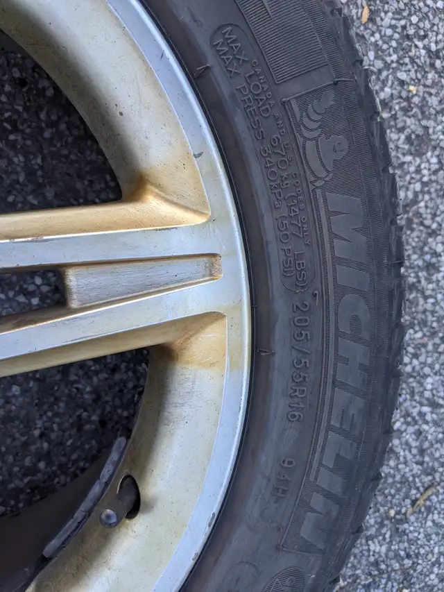 Michelin Winter Tires/ Snow Tires with AMG Rims 16" (205/ 55R16) in Tires & Rims in Ottawa - Image 4