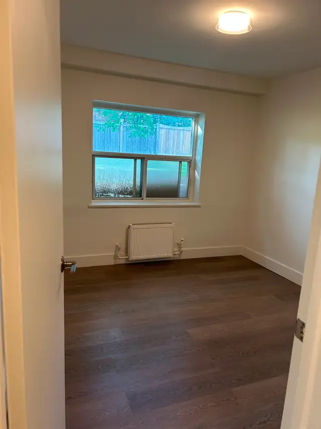 Renovated 1 Bedroom Apartments at Don Mills/Lawrence allow pets in Long Term Rentals in City of Toronto - Image 7