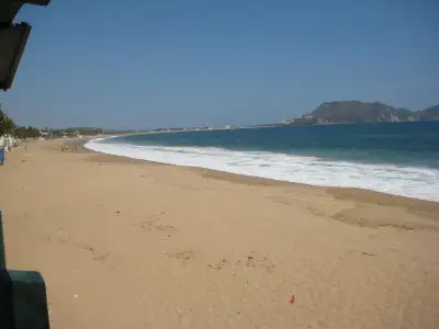 MOTIVATED SELLER WE OFFER A 3000 SQUARE METER PROPERTY (APPROXIMATELY 75 METERS LONG BY 50 METERS WI...