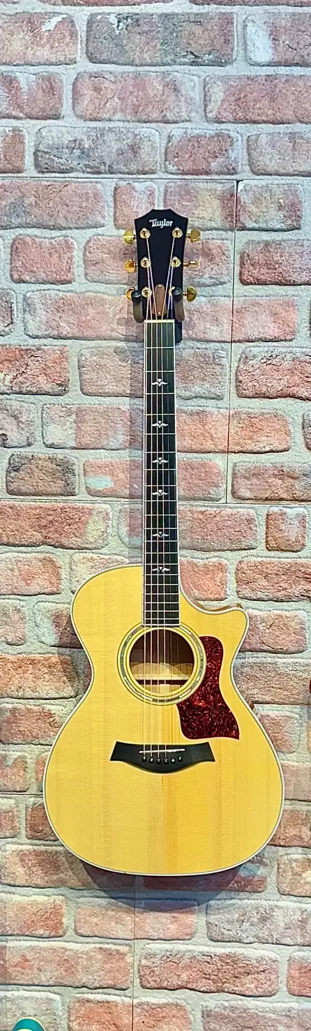 Taylor 612 C - 1995584654998093834241