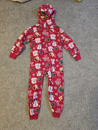 Fleece Christmas pj size 5/6, View more