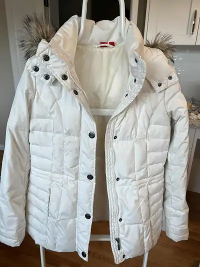 Woman’s White Esprit Puffer Jacket with Faux Fur Trimmed Hood, S, View more