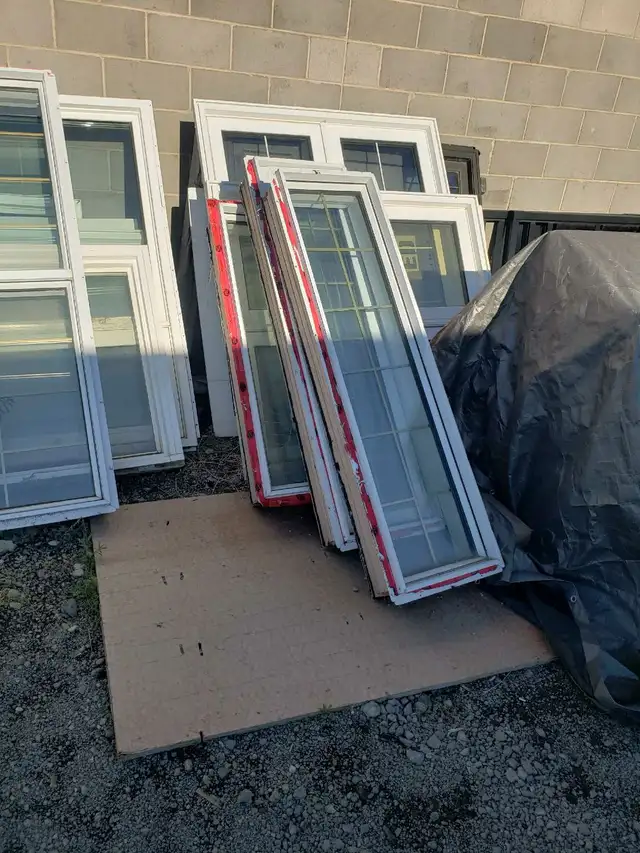 various windows in Windows, Doors & Trim in Regina - Image 2