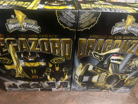 Power ranger megazord black and gold 