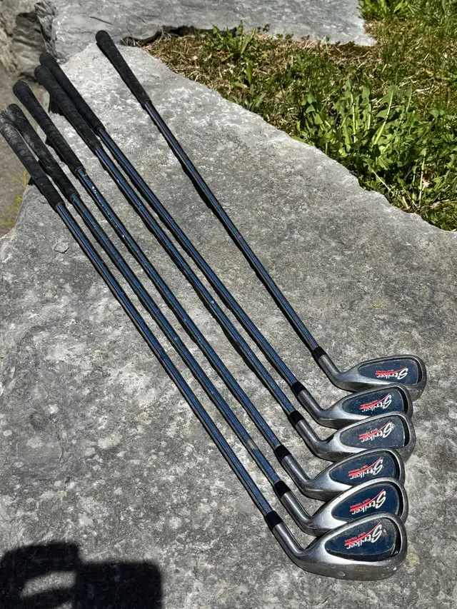 Junior Striker Golf Iron Set in Golf in Peterborough - Image 3