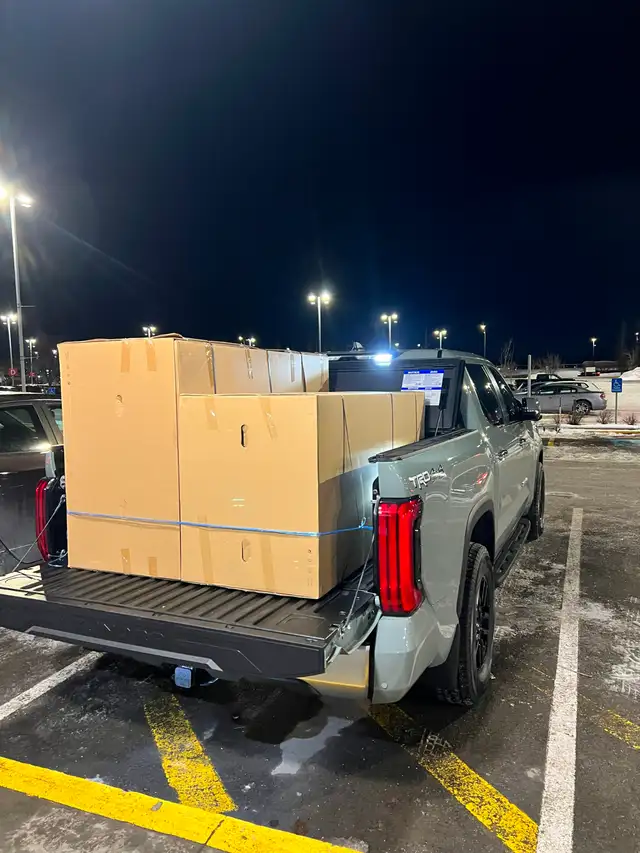 HKers Pickup Truck Delivery $60 – Marketplace, IKEA, Small Moves in Moving & Storage in Calgary - Image 2