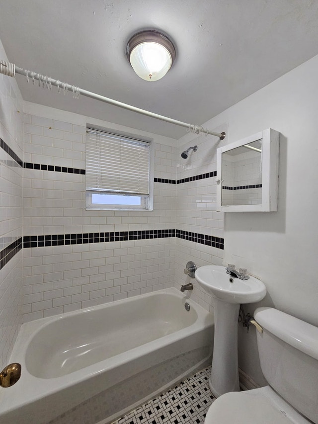 3910 Avenue Linton — photo 3