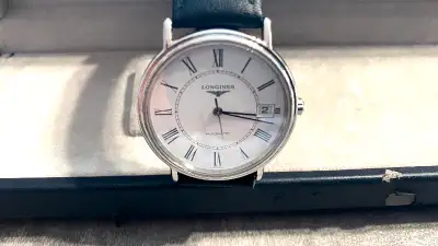 Stainless steel Longines Vintage wristwatch. Case in stainless steel, clipped caseback, canned crown...