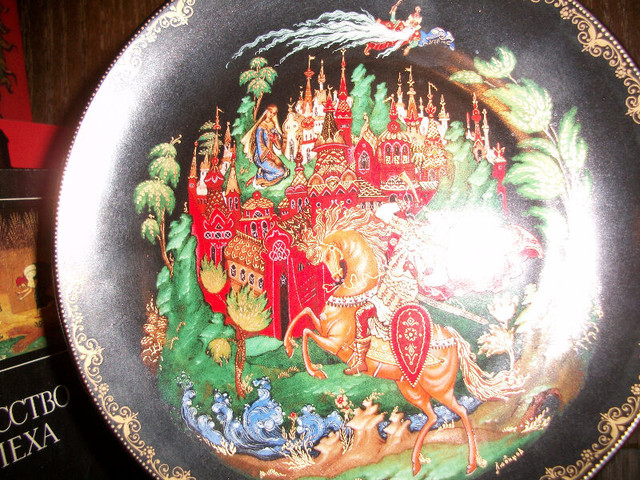 Vintage Russian Arts - Souvenirs ,  lacquer  boxes,etc,   , in Arts & Collectibles in Parksville / Qualicum Beach - Image 3