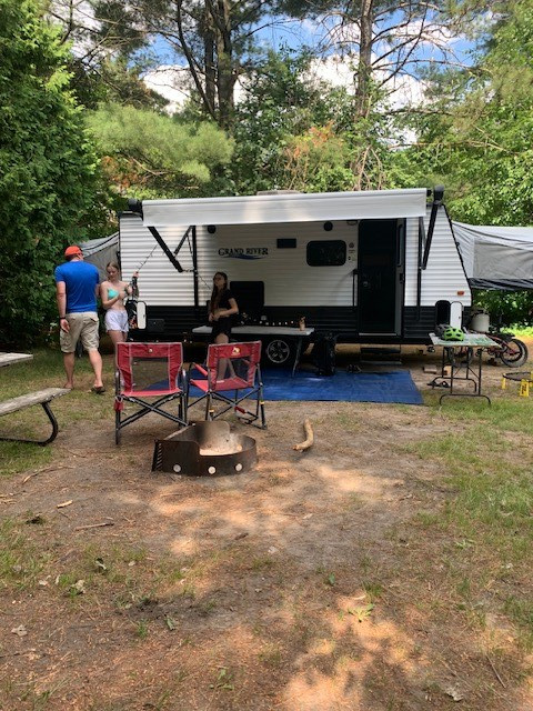 2019 GRAND RIVER 187TB HYBRID FOR SALE $20,000 OR BEST OFFER in Travel Trailers & Campers in Guelph