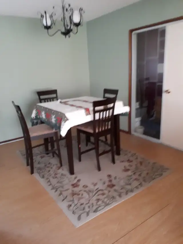 large room huge window utilities included July 1st kelowna62863330795139122