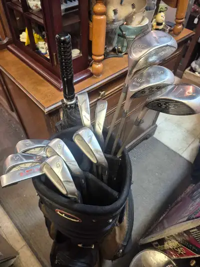 Mizuno Novel golf clubs , View more