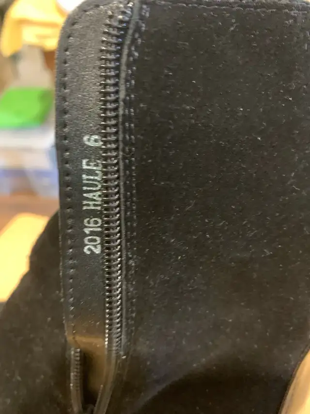 Bottines noires Valdini fourrées pointure 6 in Women's - Shoes in Granby - Image 3