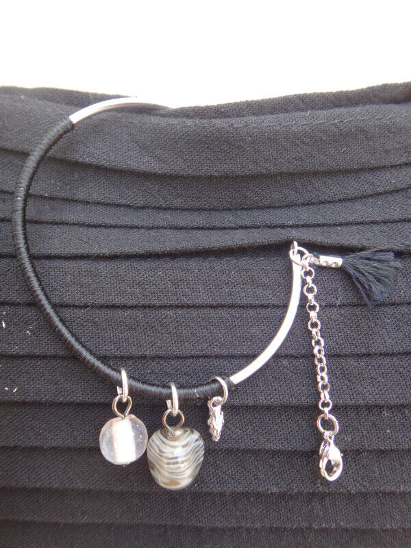 Silver and Black Bracelet with Beads and Angel Wing Charm in Jewellery & Watches in Thunder Bay - Image 3