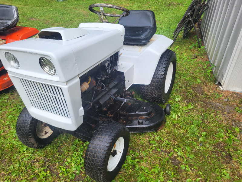 Tracteur a gazon bolens h16 Tondeuses et souffleuses Laurentides
