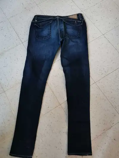 woman's jeans, View more