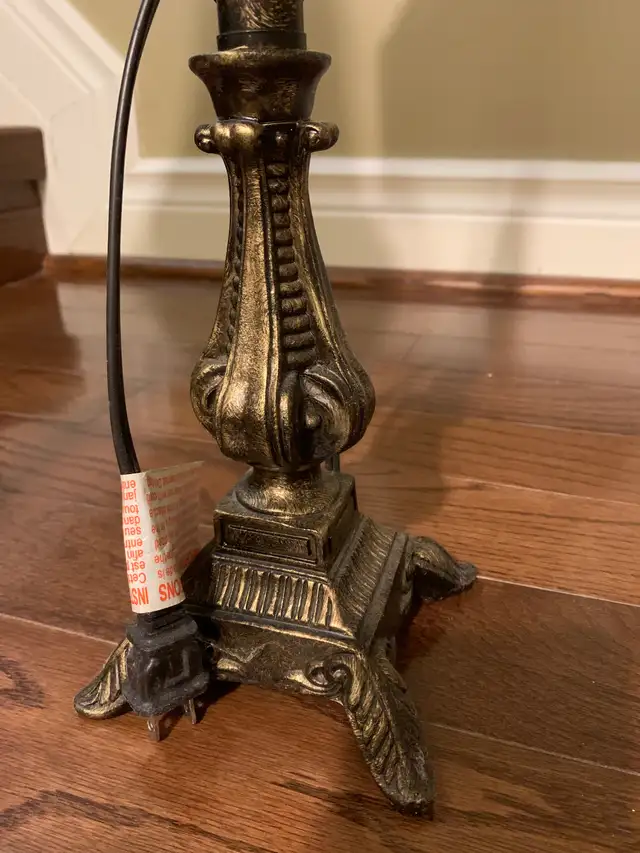 Table lamps set of 2 lamps in Indoor Lighting & Fans in Markham / York Region - Image 5