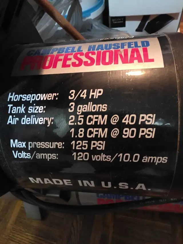 Campbell hausfeld professional 3/4 hp hotdogs compressor like ne in Power Tools in City of Toronto - Image 3