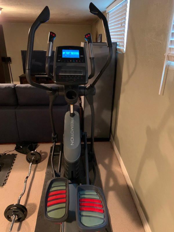 FreeMotion 560 Elliptical in Exercise Equipment in City of Toronto - Image 3