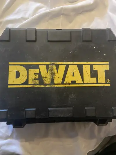 Coffre DeWalt à vendre , View more
