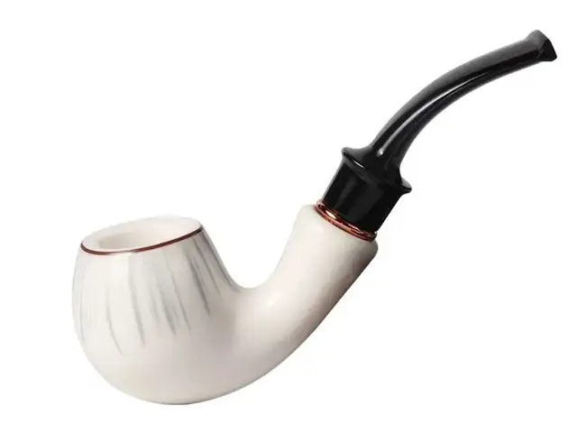 WHITE RESIN CERAMIC SMOKING PIPE in Other in Mississauga / Peel Region - Image 2