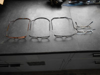 Reading glasses 3 pairs click and 2 pairs regular all 2.0x