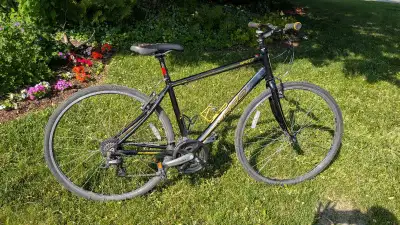 Vélo hybride Norco VFR small médium, View more