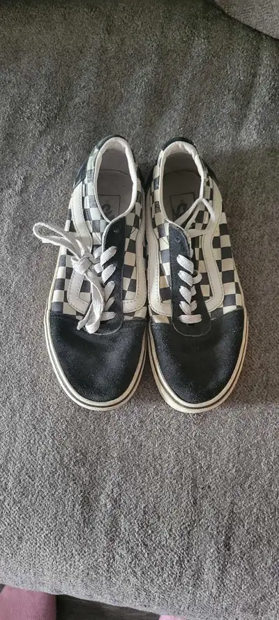 Girls vans shoes size 6.5, View more