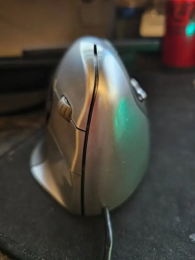 Evoluent Vertical Mouse 4 Right Hand (VM4R)64285830394243121