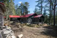 Waterfront Log Home/Cottage 6.3 Acres