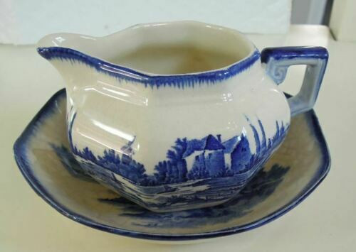 Vintage Royal Doulton Dalton Norfolk Blue & White china in Arts & Collectibles in Markham / York Region - Image 3