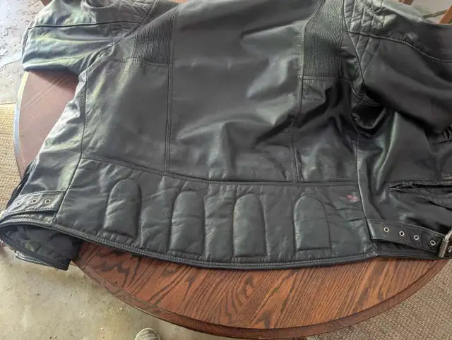leather Motorcycle Jacket in Men's in Kingston - Image 3