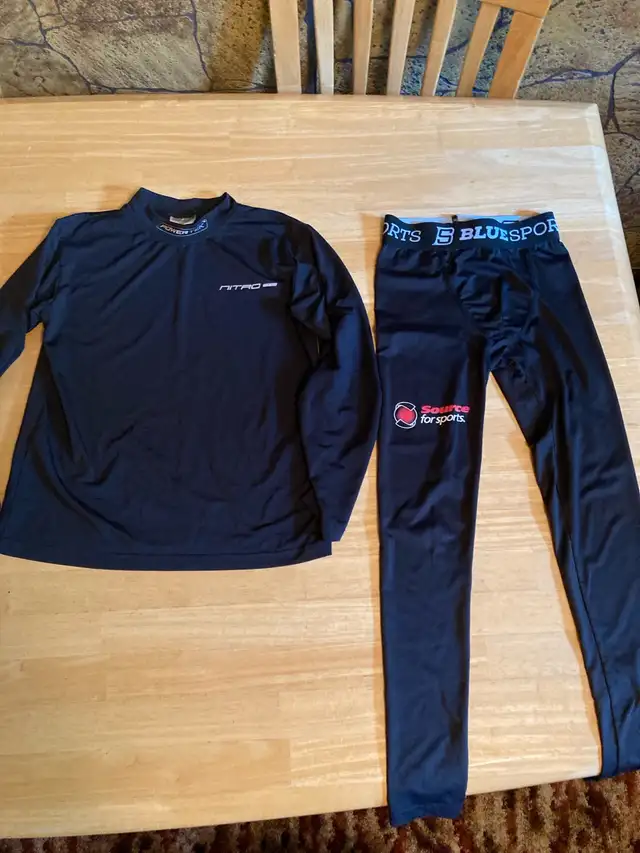 Hockey Stick and Equipment  in Hockey in Winnipeg - Image 5