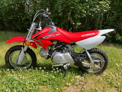 2019 HONDA CRF50F Well maintained. Minimal hrs. Kids have outgrown. $1900.