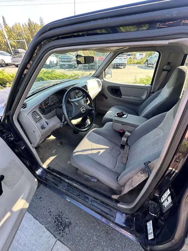 2002 Mazda b2300574686536600791044
