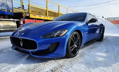 2015 Maserati GranTurismo Sport – Blu Sofisticato - Full Carbon MC Line À vendre : Une très rare Gra...