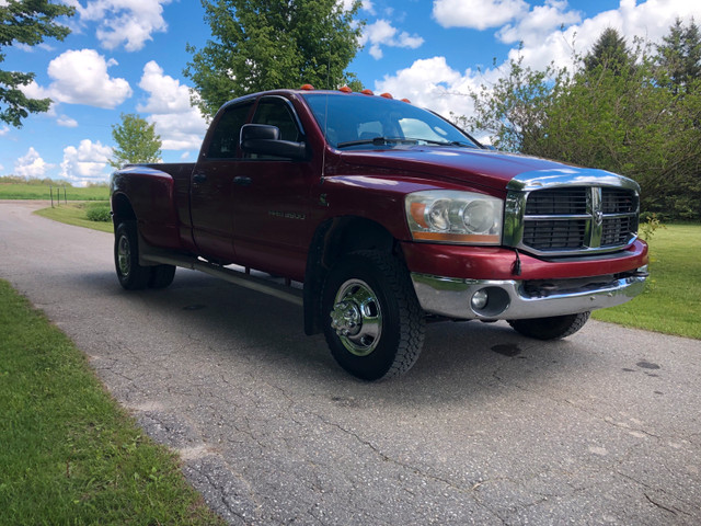 2006 Dodge Ram 3500 dually 4x4 in Cars & Trucks in Oakville / Halton Region - Image 4