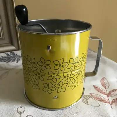 Vintage Androck Flour Sifter Sunflower Yellow with Mod Flowers, View more