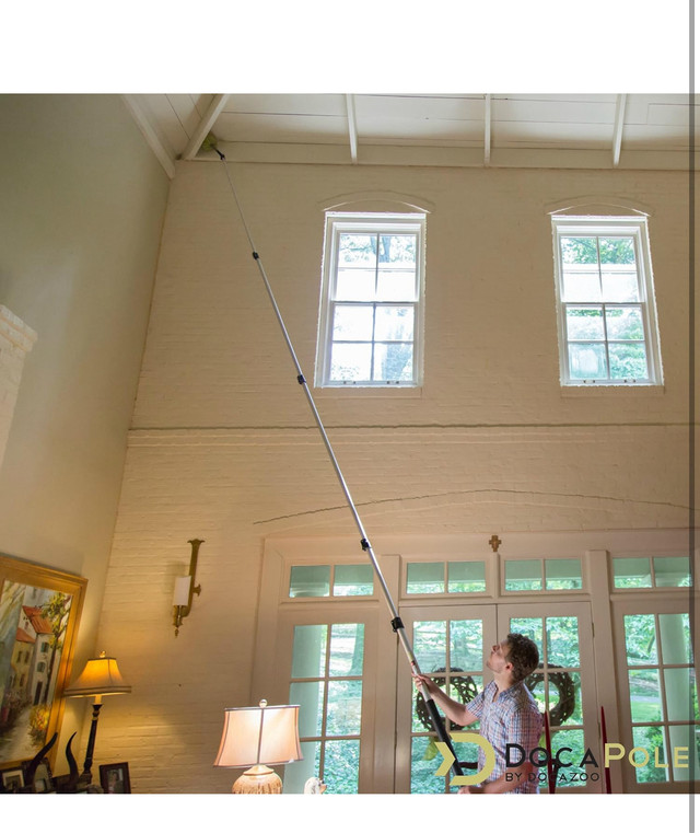 DocaPole 30 ft Reach Cleaning Kit with 6-24 Foot Telescoping Ex in Hand Tools in Hamilton - Image 2
