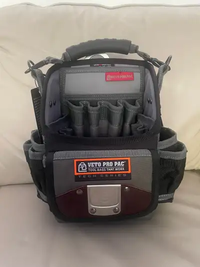 Veto Pro Pac TP6B Bran New, Never used, still has tags Retails for $124.99 If the add is up the item...