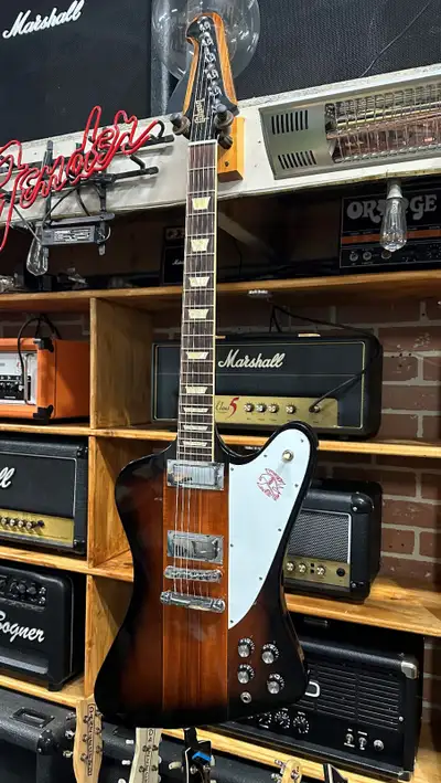 Amazing guitar in 9/10 condition. Includes original hardshell case. Rarely played. Thinning my colle...