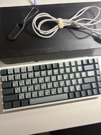 PCB: DZ60RGB ANSI V2 with Per-key RGB PCB (Hot-swappable) Keycaps: Cherry Profile Cement Grey Japane...