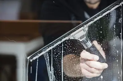 CASH PAY! Experienced Window Cleaners & SubContractors, View more