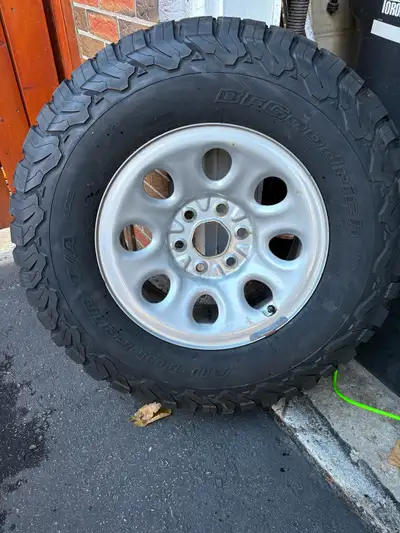 Great winter tires Rims will fit a Chevy Silverado or GMC Sierra truck 6x139.7 (6x5.5) Centre bore 7...