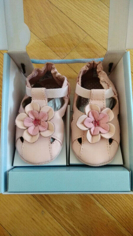 NEW in package ROBEEZ shoes 6-12M in Clothing - 9-12 Months in Markham / York Region