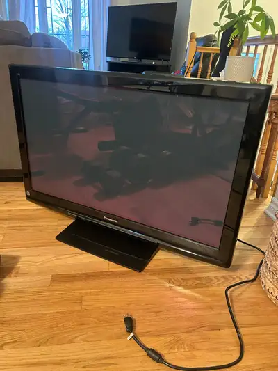 42” Panasonic flat screen TV with remote., View more