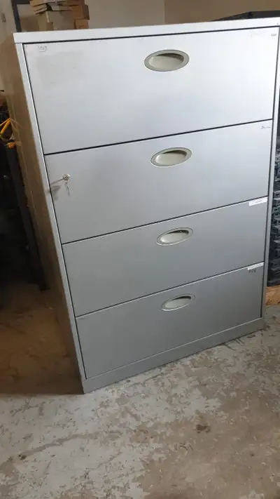 Steelcase Universal 4 Drawers File Cabinet 18"Dx 36"W x 52" H, View more