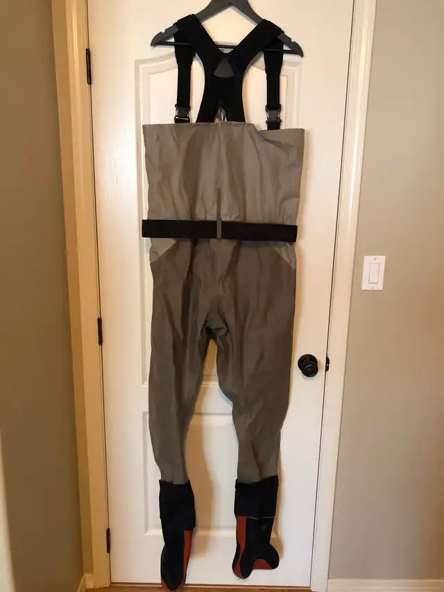 SIMMS G4 Gore-Tex Chest Waders in Fishing, Camping & Outdoors in Red Deer - Image 3
